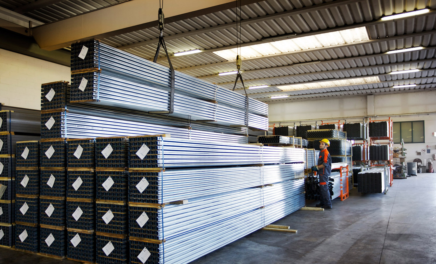 profili metallici per strutture prefabbricate in acciaio