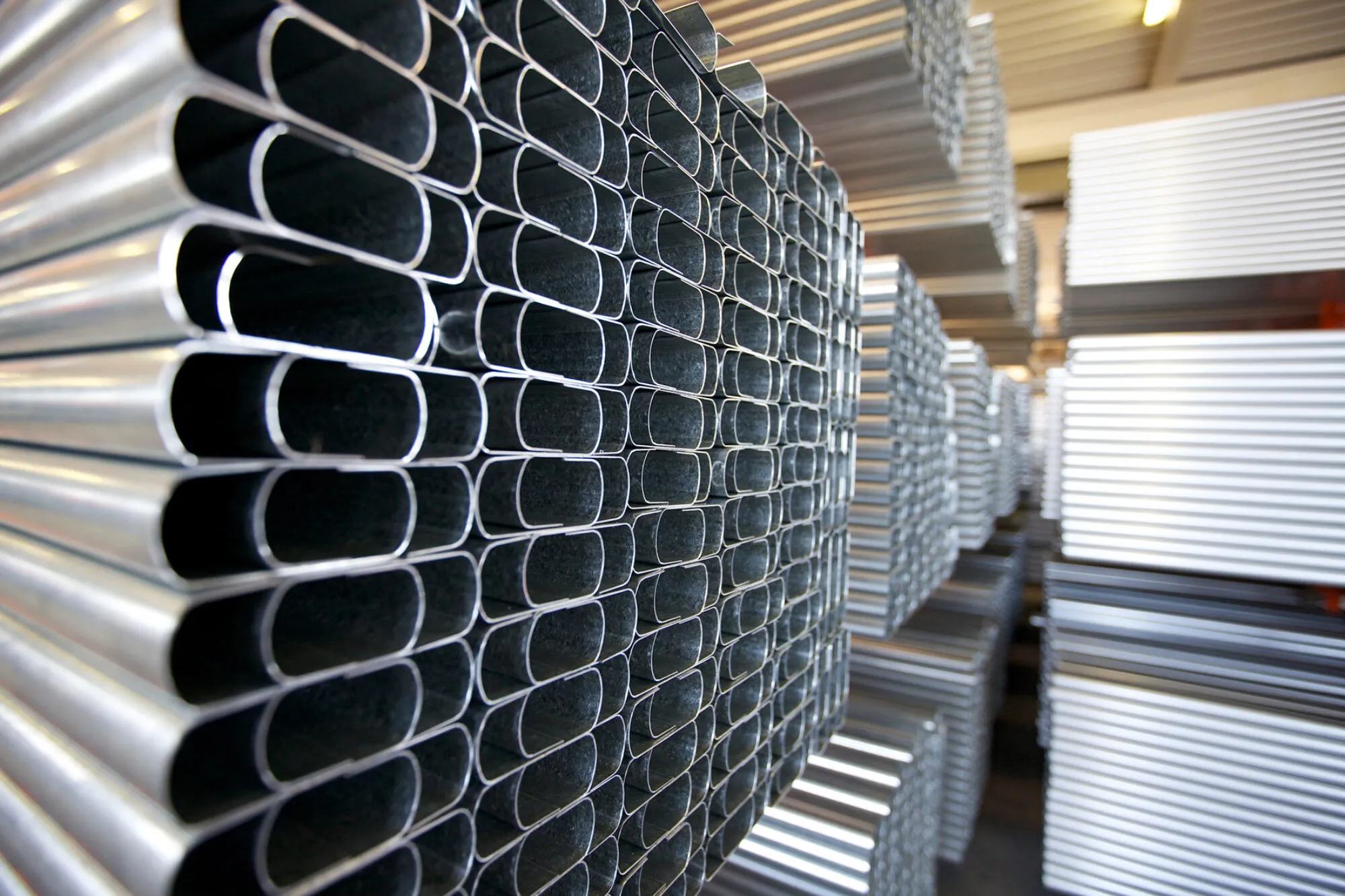 profili metallici speciali su misura lavorati a freddo