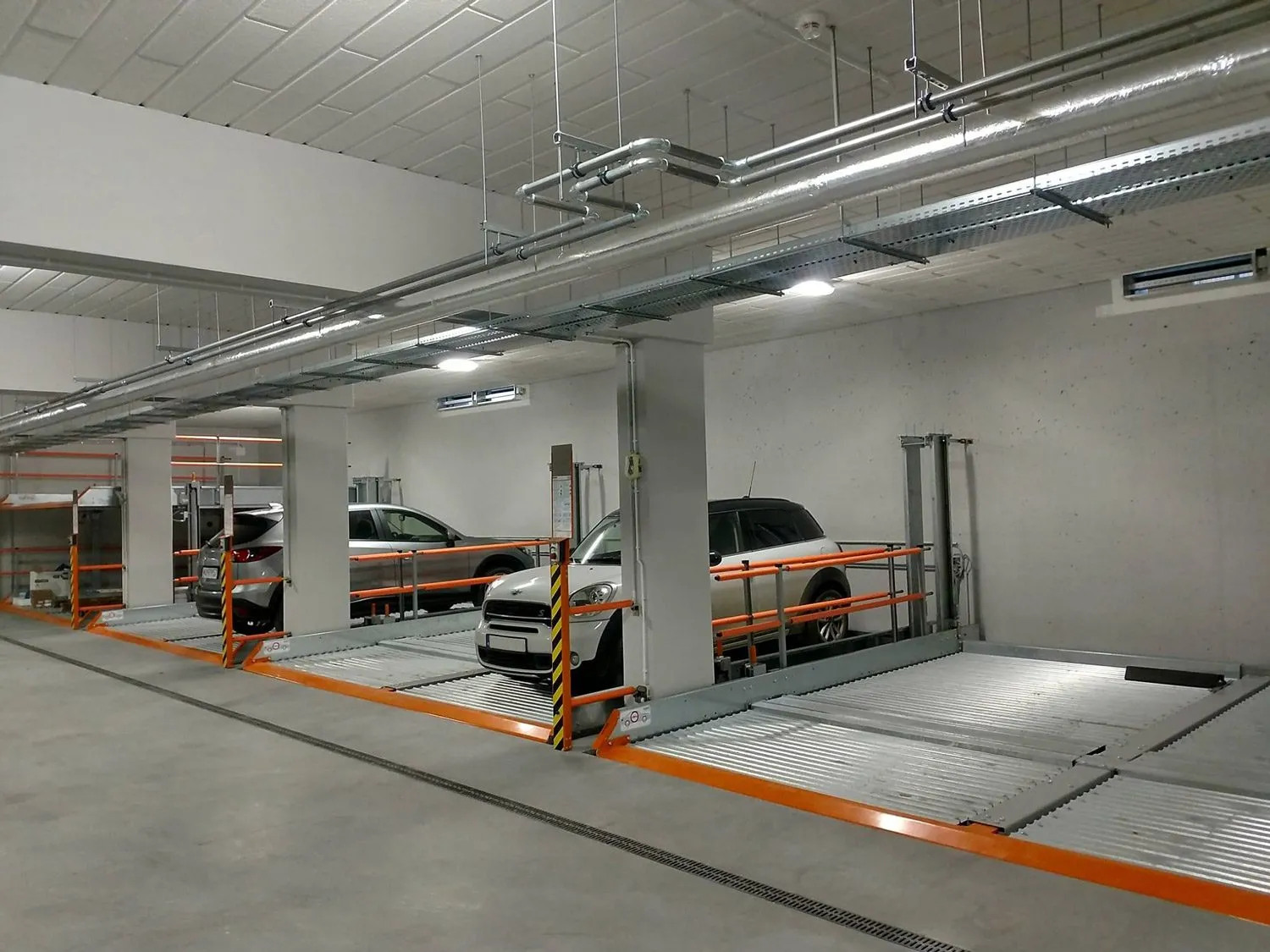 profili su misura per sistemi multiparcheggio automatizzati