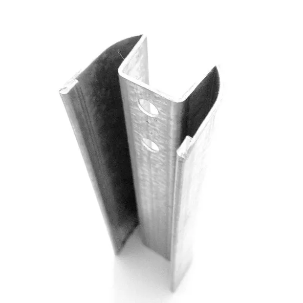 profilo omega acciaio zincato