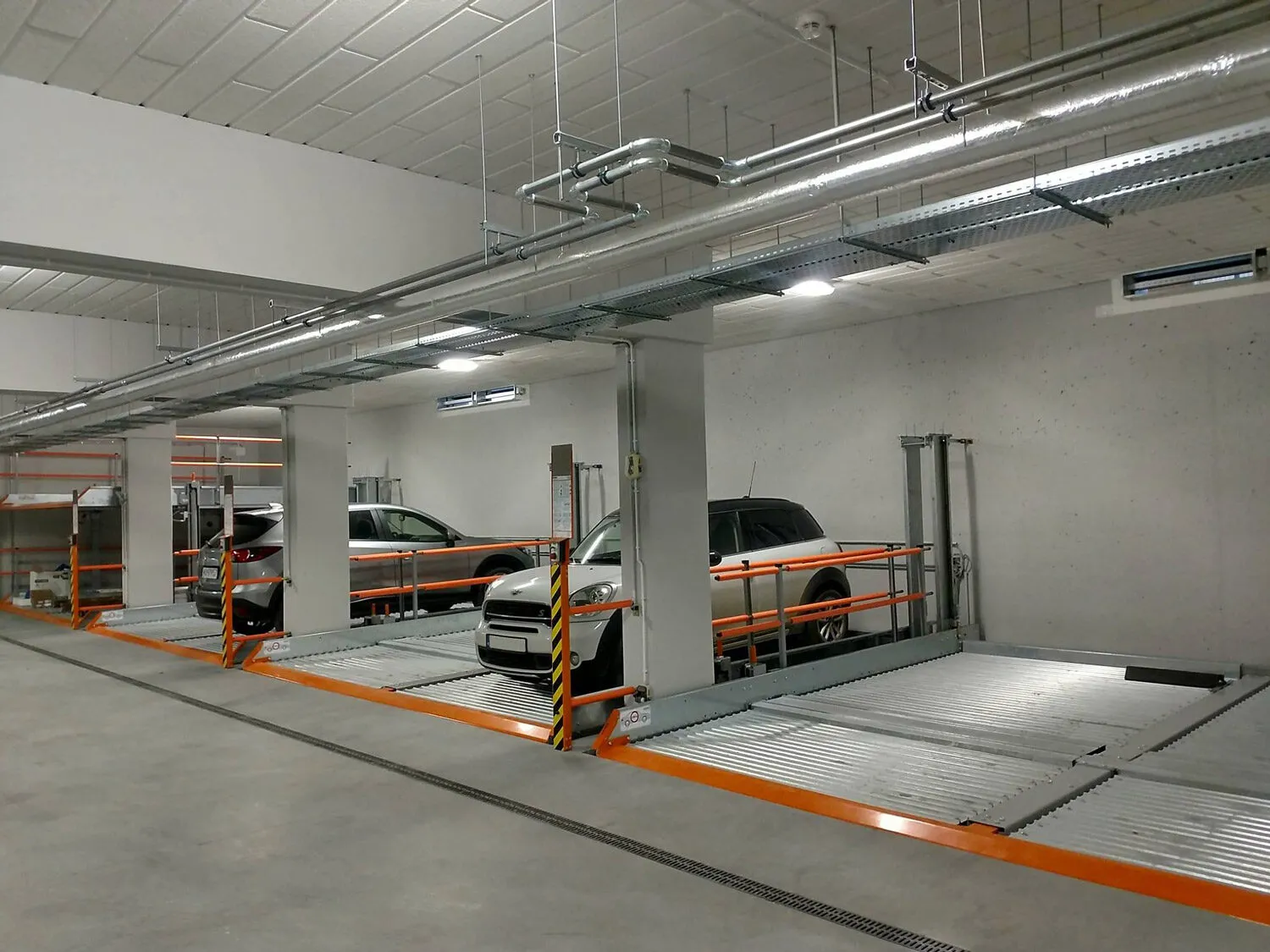 profili su misura per sistemi multiparcheggio automatizzati