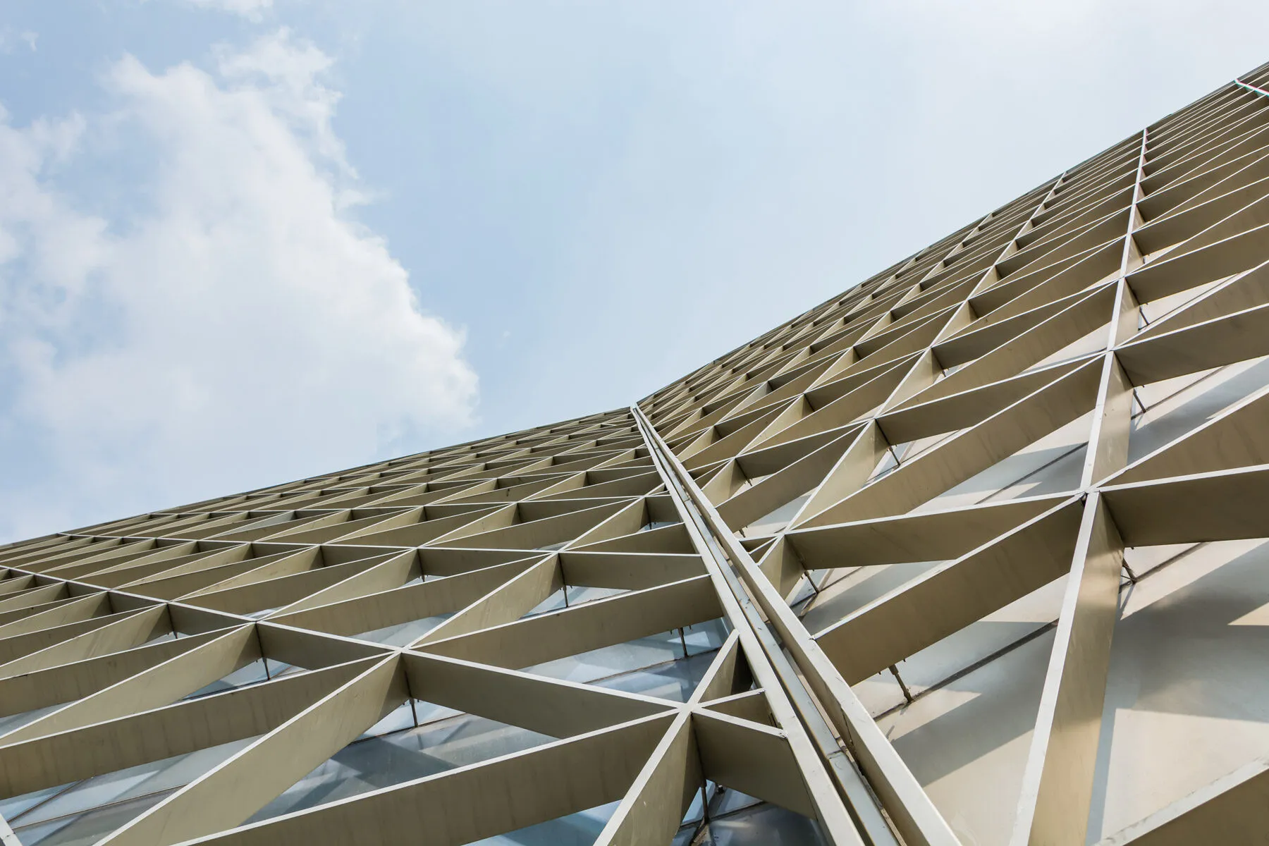 custom metal profiles for ventilated facades